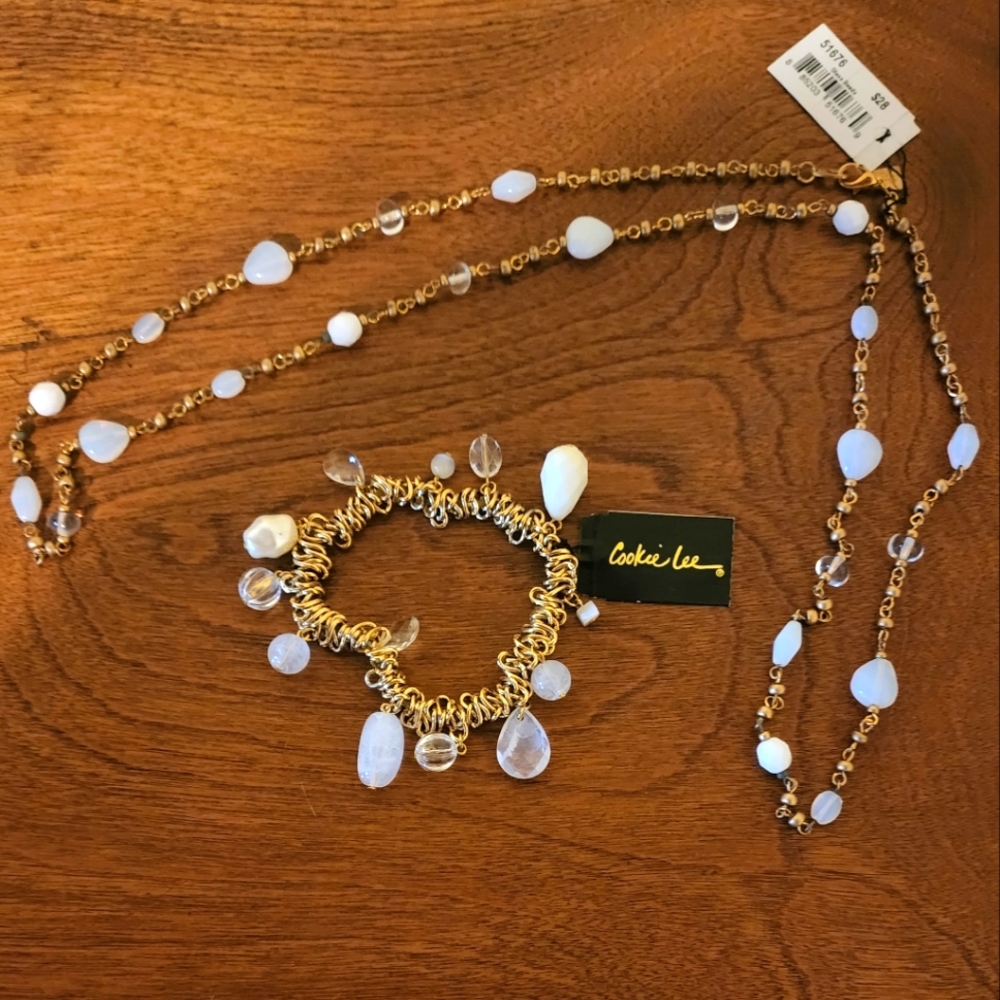 Cookie Lee Gold Glass Bead Necklaces (Two Necklaces included) - Picture 5 of 9